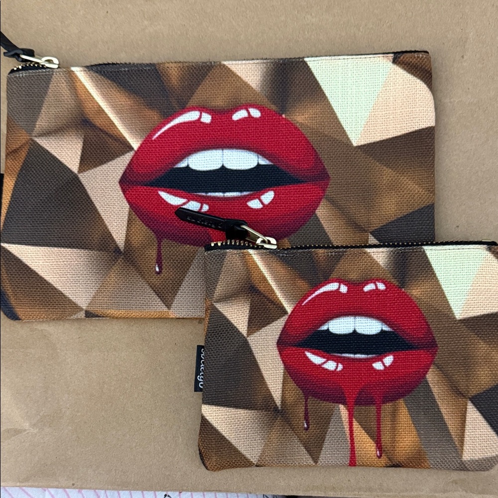 Society6 Red Dripping Lips on Gold Carry-All Pouch Set new without tags
